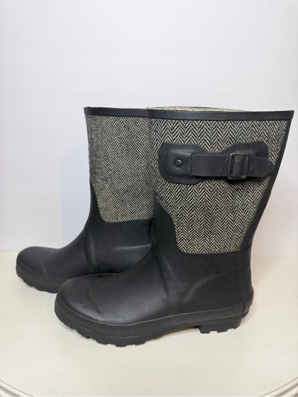 Chooka Waterproof Herringbone Rain Boots Black Buckle Size 6